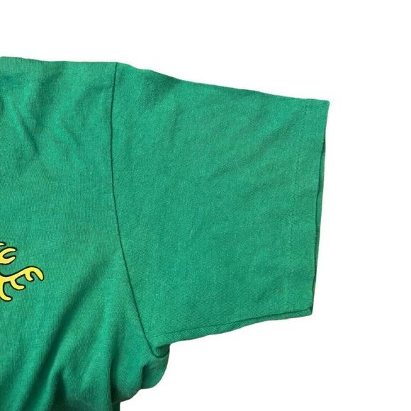 Vtg Size Small Jingle Bulls T Shirt Christmas Cow Graphic J Bates Cartoon - Picture 4 of 5